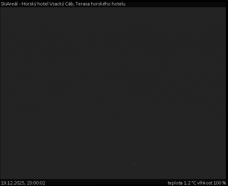 SkiAreál - Horský hotel Vsacký Cáb - Terasa horského hotelu - 19.12.2025 v 23:00