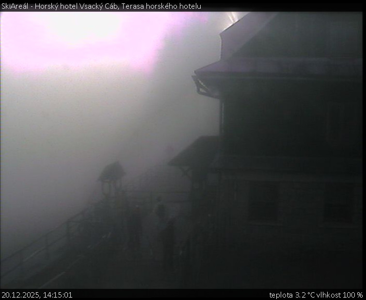 SkiAreál - Horský hotel Vsacký Cáb - Terasa horského hotelu - 20.12.2025 v 14:15