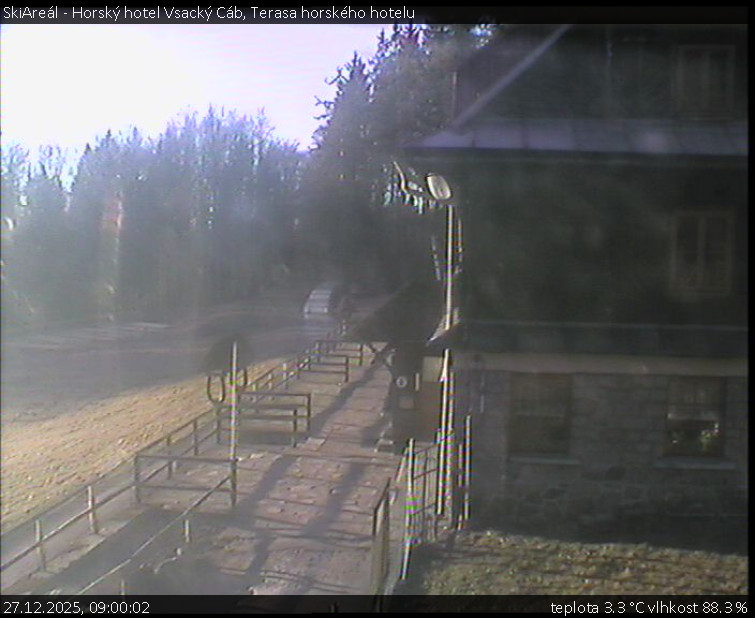 SkiAreál - Horský hotel Vsacký Cáb - Terasa horského hotelu - 27.12.2025 v 09:00