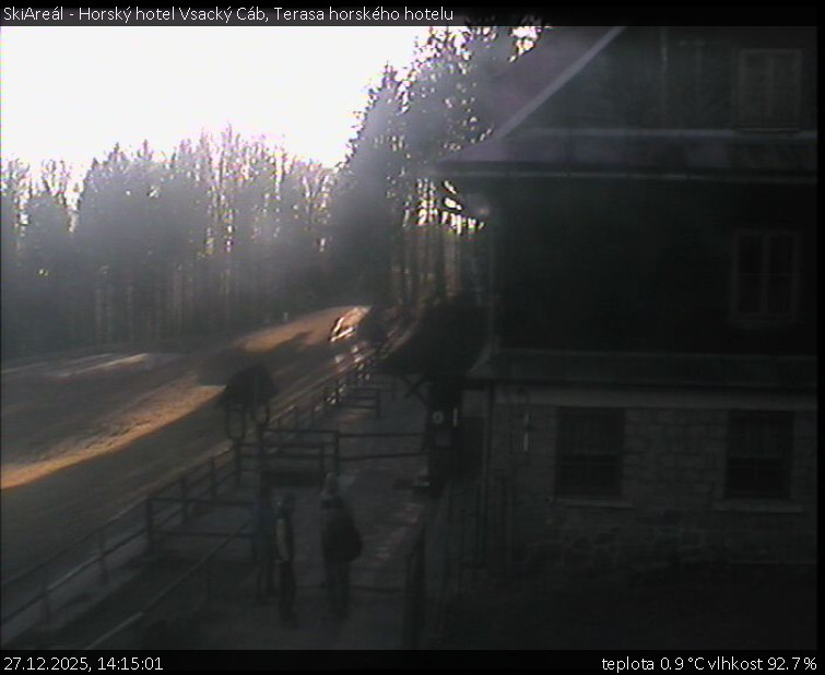 SkiAreál - Horský hotel Vsacký Cáb - Terasa horského hotelu - 27.12.2025 v 14:15