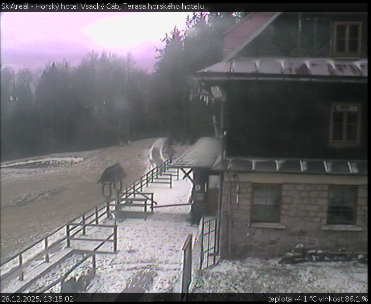 SkiAreál - Horský hotel Vsacký Cáb - Terasa horského hotelu - 28.12.2025 v 13:15