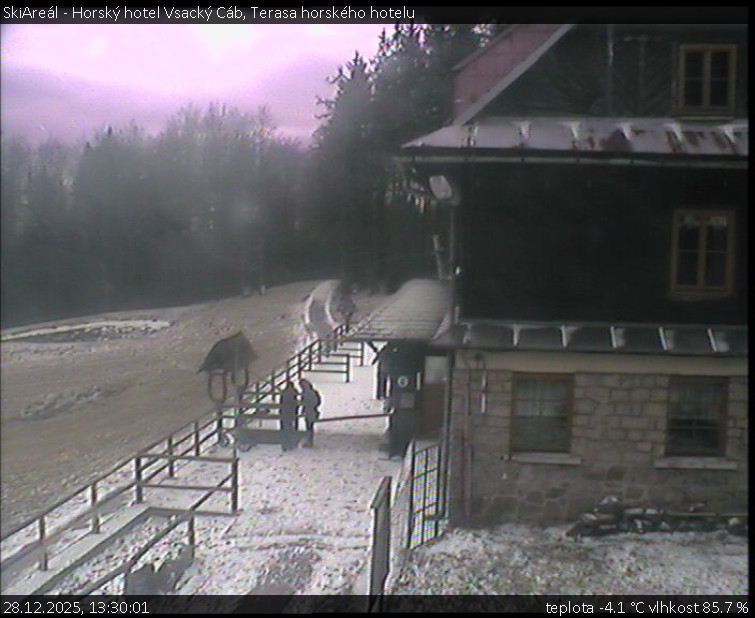 SkiAreál - Horský hotel Vsacký Cáb - Terasa horského hotelu - 28.12.2025 v 13:30