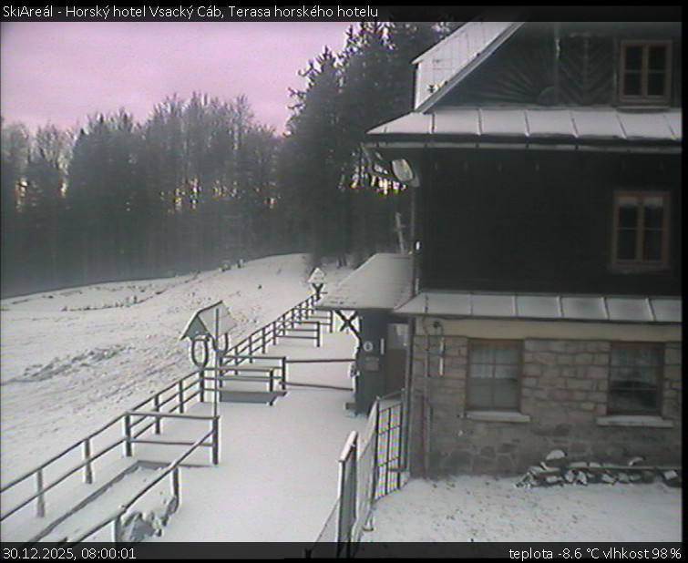 SkiAreál - Horský hotel Vsacký Cáb - Terasa horského hotelu - 30.12.2025 v 08:00
