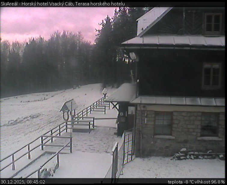 SkiAreál - Horský hotel Vsacký Cáb - Terasa horského hotelu - 30.12.2025 v 08:45