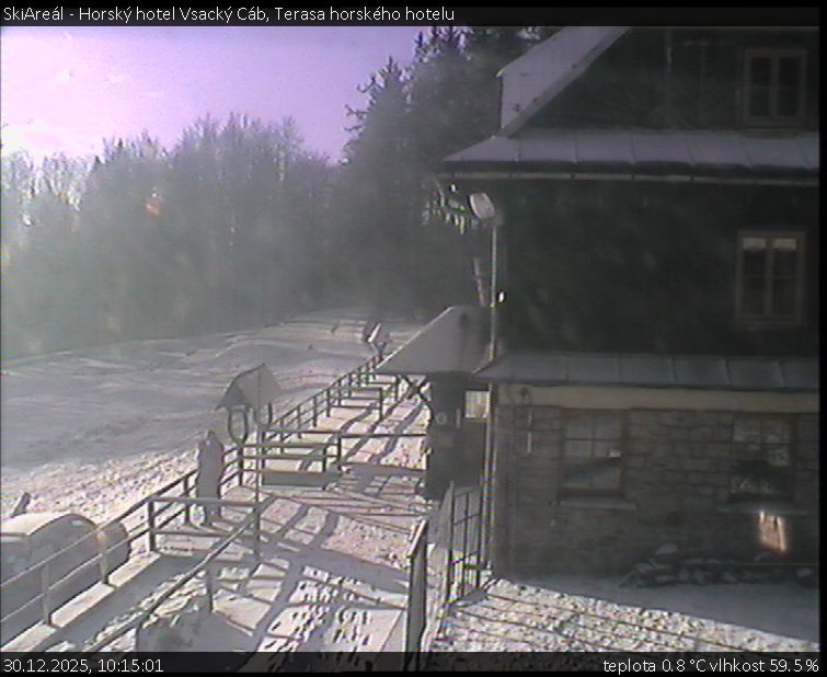 SkiAreál - Horský hotel Vsacký Cáb - Terasa horského hotelu - 30.12.2025 v 10:15