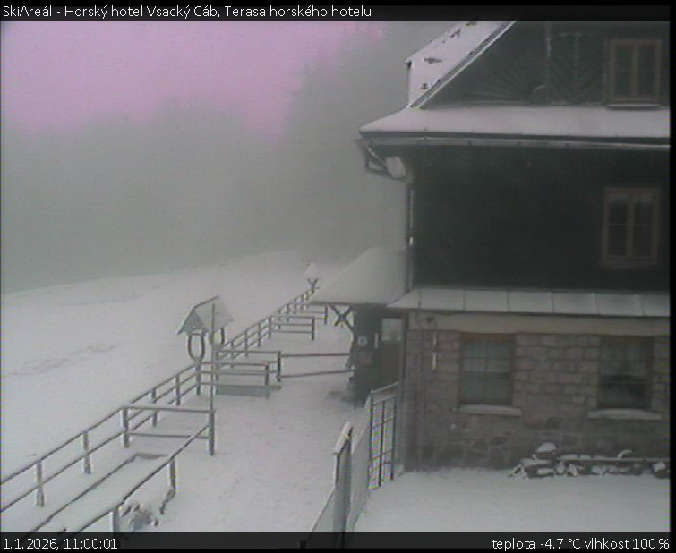 SkiAreál - Horský hotel Vsacký Cáb - Terasa horského hotelu - 1.1.2026 v 11:00