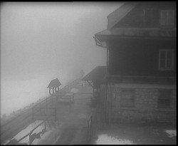 Terasa horského hotelu