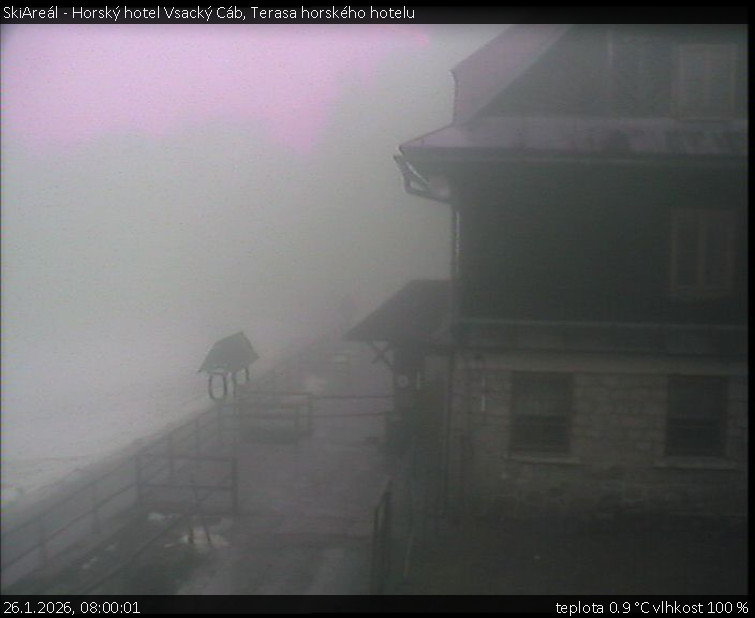 SkiAreál - Horský hotel Vsacký Cáb - Terasa horského hotelu - 26.1.2026 v 08:00