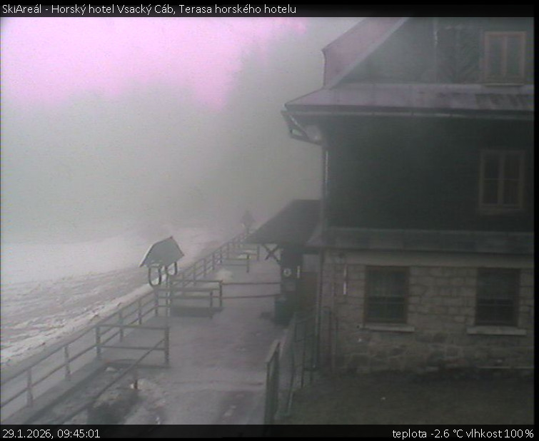 SkiAreál - Horský hotel Vsacký Cáb - Terasa horského hotelu - 29.1.2026 v 09:45