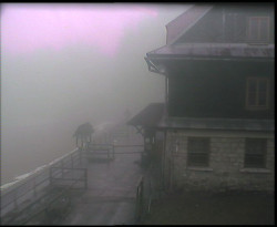 Terasa horského hotelu