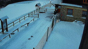 SkiAreál - Horský hotel Vsacký Cáb - Terasa horského hotelu - 20.2.2026 v 06:45 SkiAreál - Horský hotel Vsacký Cáb - Terasa horského hotelu - 20.2.2026 v 06:45