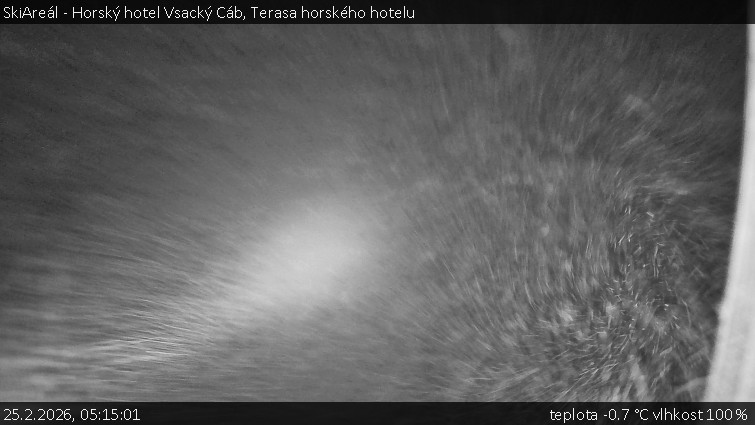 SkiAreál - Horský hotel Vsacký Cáb - Terasa horského hotelu - 25.2.2026 v 05:15
