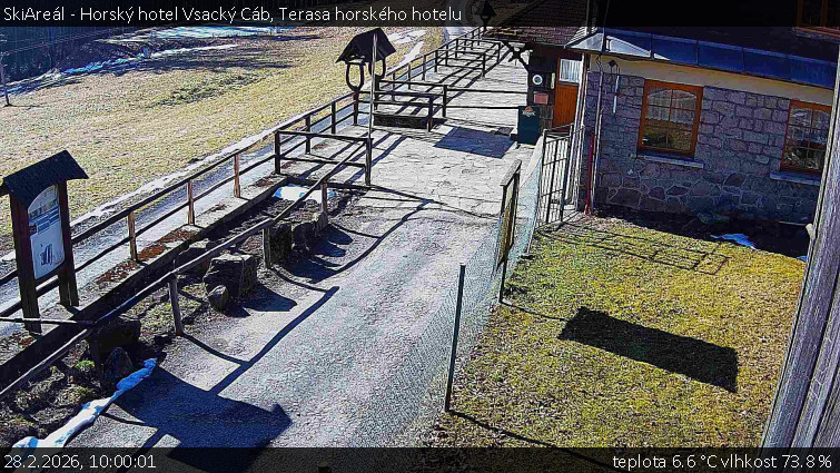 SkiAreál - Horský hotel Vsacký Cáb - Terasa horského hotelu - 28.2.2026 v 10:00