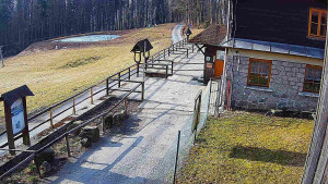 SkiAreál - Horský hotel Vsacký Cáb - Terasa horského hotelu - 4.3.2026 v 09:00