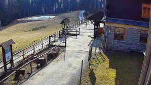 SkiAreál - Horský hotel Vsacký Cáb - Terasa horského hotelu - 4.3.2026 v 13:00