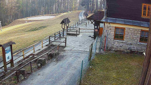SkiAreál - Horský hotel Vsacký Cáb - Terasa horského hotelu - 4.3.2026 v 15:15