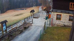 SkiAreál - Horský hotel Vsacký Cáb - Terasa horského hotelu - 16.3.2026 v 05:45 SkiAreál - Horský hotel Vsacký Cáb - Terasa horského hotelu - 16.3.2026 v 05:45