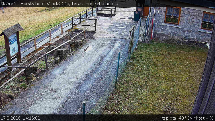 SkiAreál - Horský hotel Vsacký Cáb - Terasa horského hotelu - 17.3.2026 v 14:15