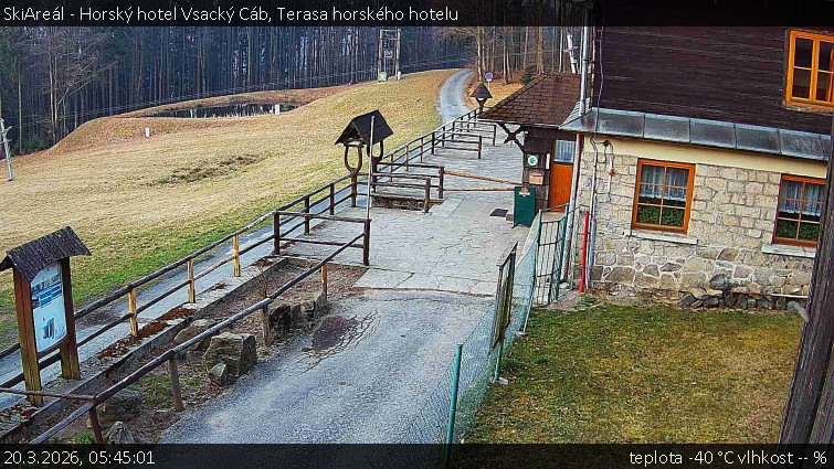 SkiAreál - Horský hotel Vsacký Cáb - Terasa horského hotelu - 20.3.2026 v 05:45