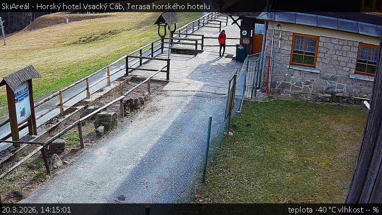 SkiAreál - Horský hotel Vsacký Cáb - Terasa horského hotelu - 20.3.2026 v 14:15