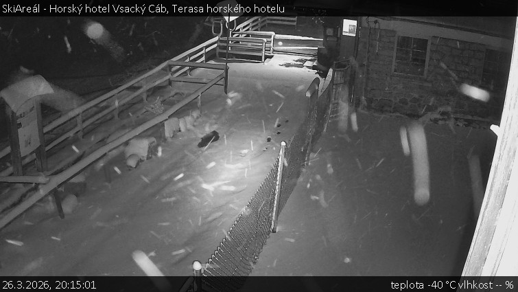 SkiAreál - Horský hotel Vsacký Cáb - Terasa horského hotelu - 26.3.2026 v 20:15