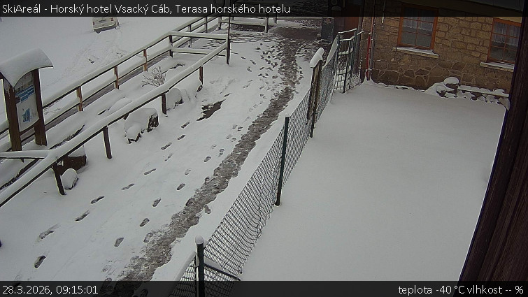 SkiAreál - Horský hotel Vsacký Cáb - Terasa horského hotelu - 28.3.2026 v 09:15