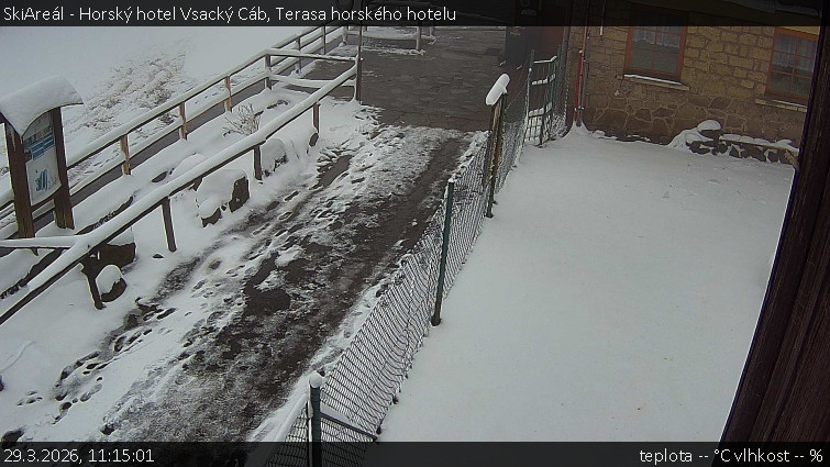 SkiAreál - Horský hotel Vsacký Cáb - Terasa horského hotelu - 29.3.2026 v 11:15