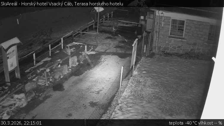 SkiAreál - Horský hotel Vsacký Cáb - Terasa horského hotelu - 30.3.2026 v 22:15
