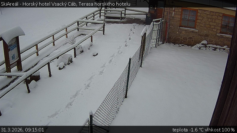 SkiAreál - Horský hotel Vsacký Cáb - Terasa horského hotelu - 31.3.2026 v 09:15