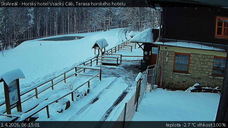 SkiAreál - Horský hotel Vsacký Cáb - Terasa horského hotelu - 1.4.2026 v 06:15