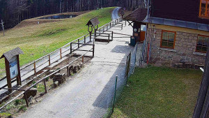 SkiAreál - Horský hotel Vsacký Cáb - Terasa horského hotelu - 8.4.2026 v 14:45