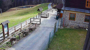 SkiAreál - Horský hotel Vsacký Cáb - Terasa horského hotelu - 8.4.2026 v 15:45