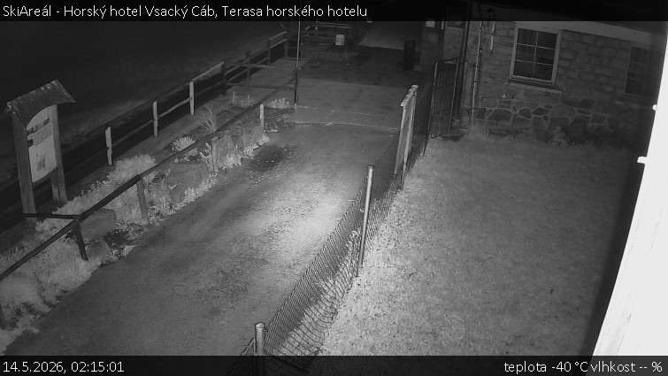 SkiAreál - Horský hotel Vsacký Cáb - Terasa horského hotelu - 14.5.2026 v 02:15