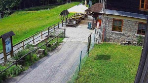 SkiAreál - Horský hotel Vsacký Cáb - Terasa horského hotelu - 9.6.2026 v 09:45