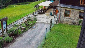 SkiAreál - Horský hotel Vsacký Cáb - Terasa horského hotelu - 12.6.2026 v 10:45