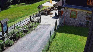 SkiAreál - Horský hotel Vsacký Cáb - Terasa horského hotelu - 12.6.2026 v 13:45