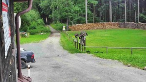 SkiAreál – Berghotel Vsacký Cáb - Taras górskiego hotelu - 22.7.2026 v 11:45
