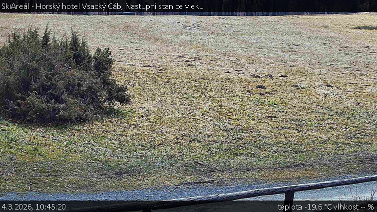 SkiAreál - Horský hotel Vsacký Cáb - Nastupní stanice vleku - 4.3.2026 v 10:45