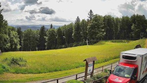 SkiAreál – Berghotel Vsacký Cáb - Einstiegsstation des Skilifts - 17.6.2026 v 11:45 SkiAreál – Berghotel Vsacký Cáb - Einstiegsstation des Skilifts - 17.6.2026 v 11:45