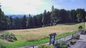 SkiAreál – Berghotel Vsacký Cáb - Einstiegsstation des Skilifts - 1.8.2026 v 09:45 SkiAreál – Berghotel Vsacký Cáb - Einstiegsstation des Skilifts - 1.8.2026 v 09:45