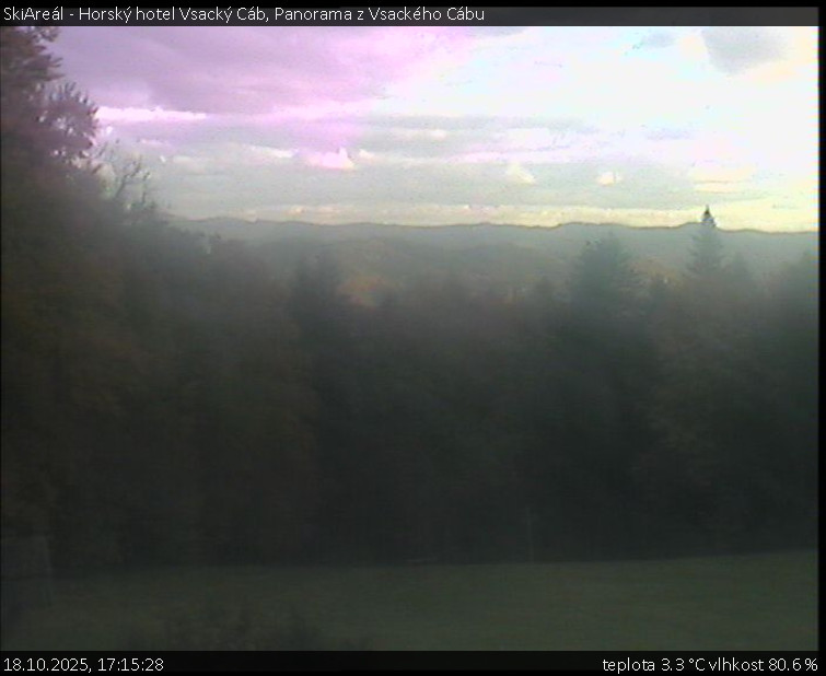SkiAreál - Horský hotel Vsacký Cáb - Panorama z Vsackého Cábu - 18.10.2025 v 17:15 SkiAreál - Horský hotel Vsacký Cáb - Panorama z Vsackého Cábu - 18.10.2025 v 17:15
