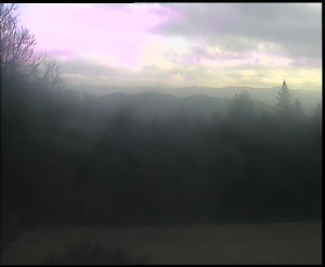 SkiAreál - Horský hotel Vsacký Cáb - Panorama z Vsackého Cábu - 7.12.2025 v 12:45 SkiAreál - Horský hotel Vsacký Cáb - Panorama z Vsackého Cábu - 7.12.2025 v 12:45