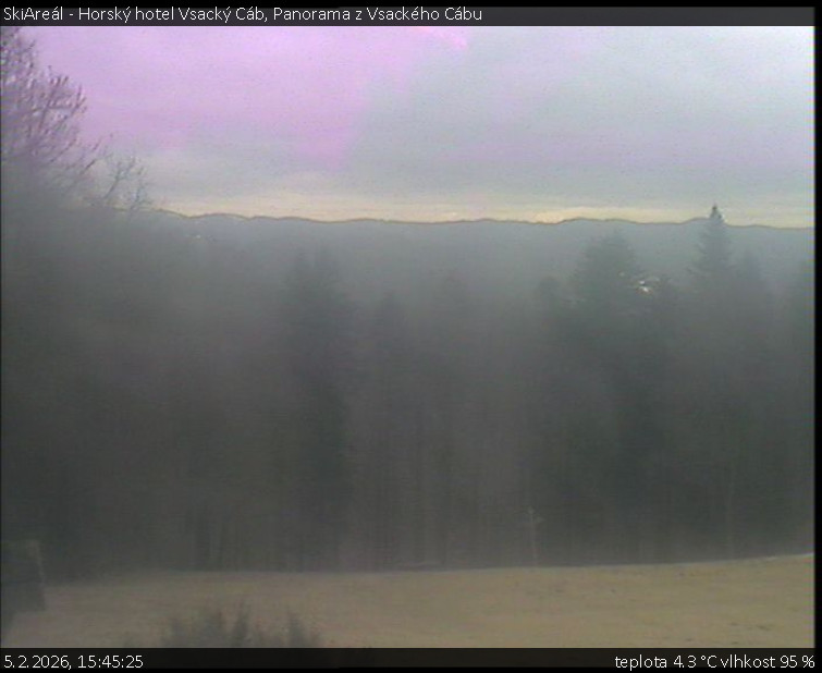 SkiAreál - Horský hotel Vsacký Cáb - Panorama z Vsackého Cábu - 5.2.2026 v 15:45