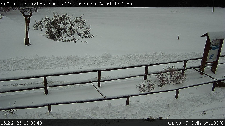 SkiAreál - Horský hotel Vsacký Cáb - Panorama z Vsackého Cábu - 15.2.2026 v 10:00