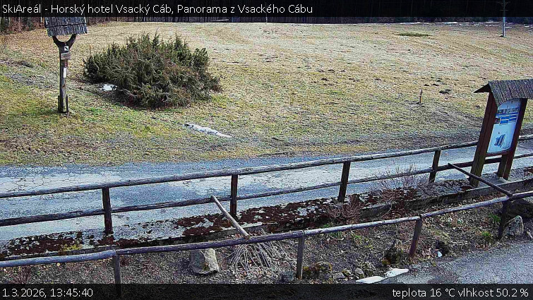 SkiAreál - Horský hotel Vsacký Cáb - Panorama z Vsackého Cábu - 1.3.2026 v 13:45