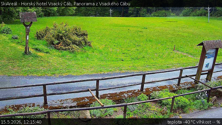SkiAreál - Horský hotel Vsacký Cáb - Panorama z Vsackého Cábu - 15.5.2026 v 12:15
