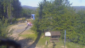 Skiareál Bílá - Lanovka - výstupní stanice - 1.7.2025 v 07:55