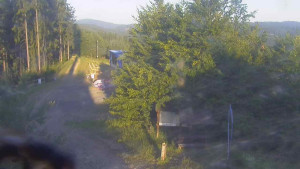 Skiareál Bílá - Lanovka - výstupní stanice - 3.7.2025 v 05:55