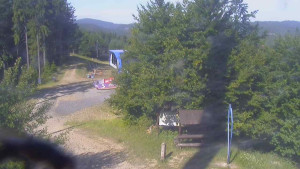 Skiareál Bílá - Lanovka - výstupní stanice - 3.7.2025 v 09:10