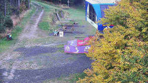 Skiareál Bílá - Lanovka - výstupní stanice - 19.10.2025 v 08:31